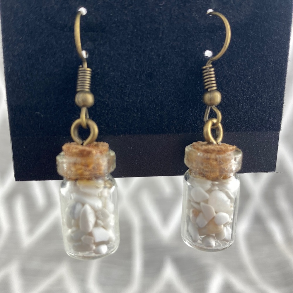 Howlite Crystal Jar Earrings on French Wire Handmade NWT - Picture 1 of 4